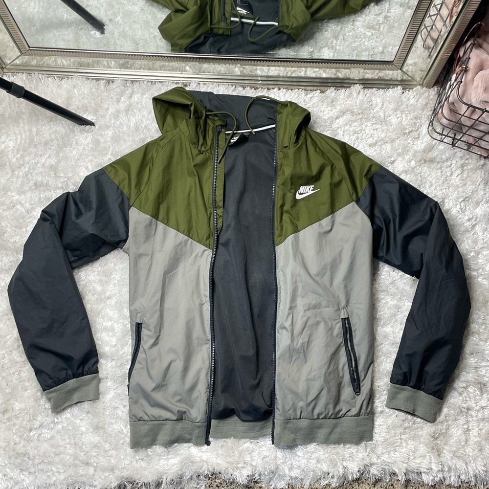 Nike Windbreaker